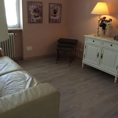 La Casa Nel * 비엘라