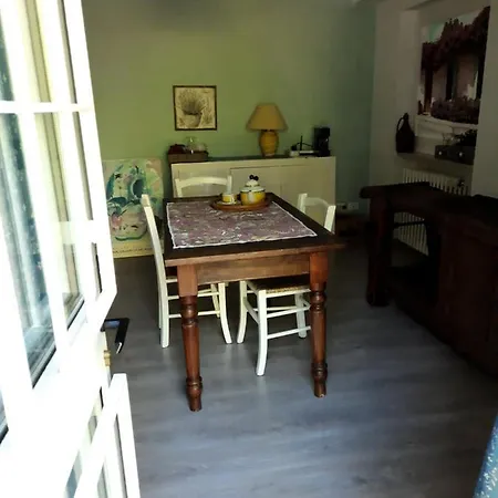 La Casa Nel * 비엘라